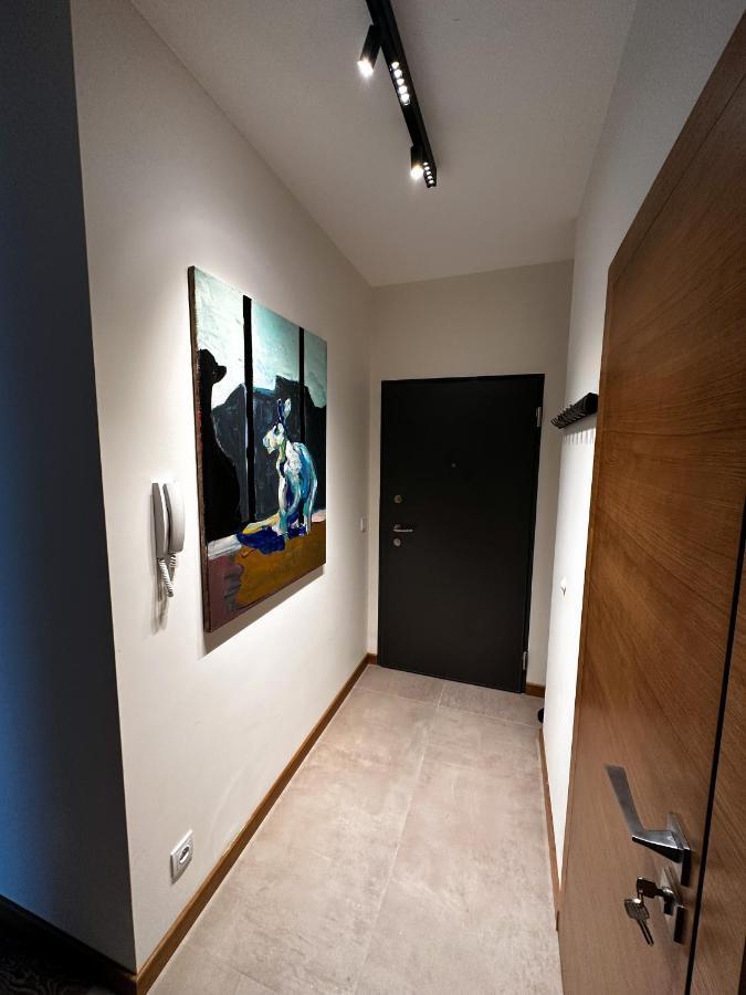 Apartament Vip Wola Warsaw Exterior photo